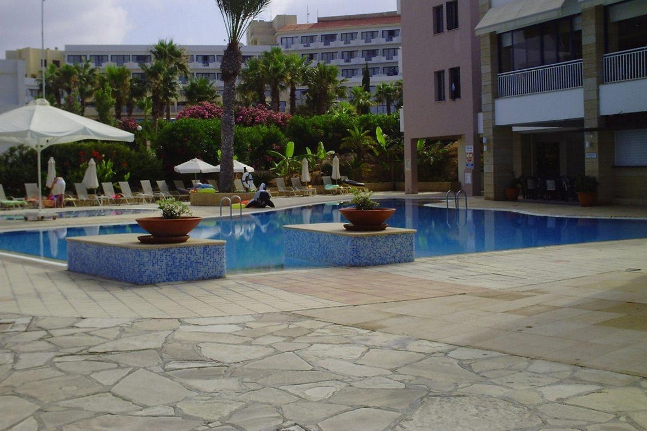 St. George Gardens & Suites Hlóraka Kültér fotó